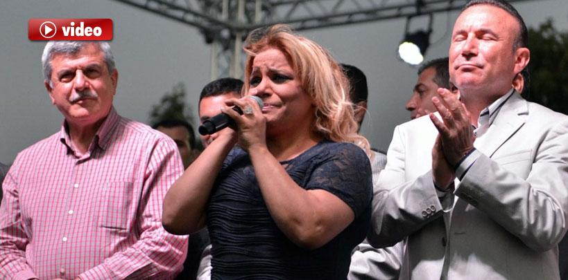 Kibariye gözyaşlarını tutamadı