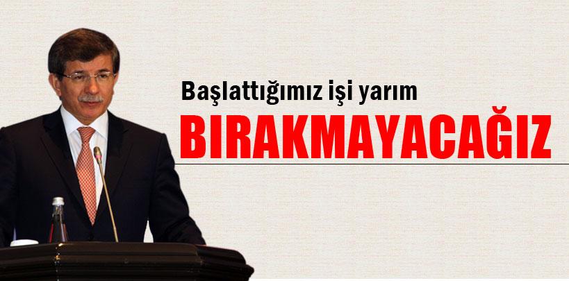 Ahmet Davutoğlu, Somali'de yaralanan polisleri ziyaret etti